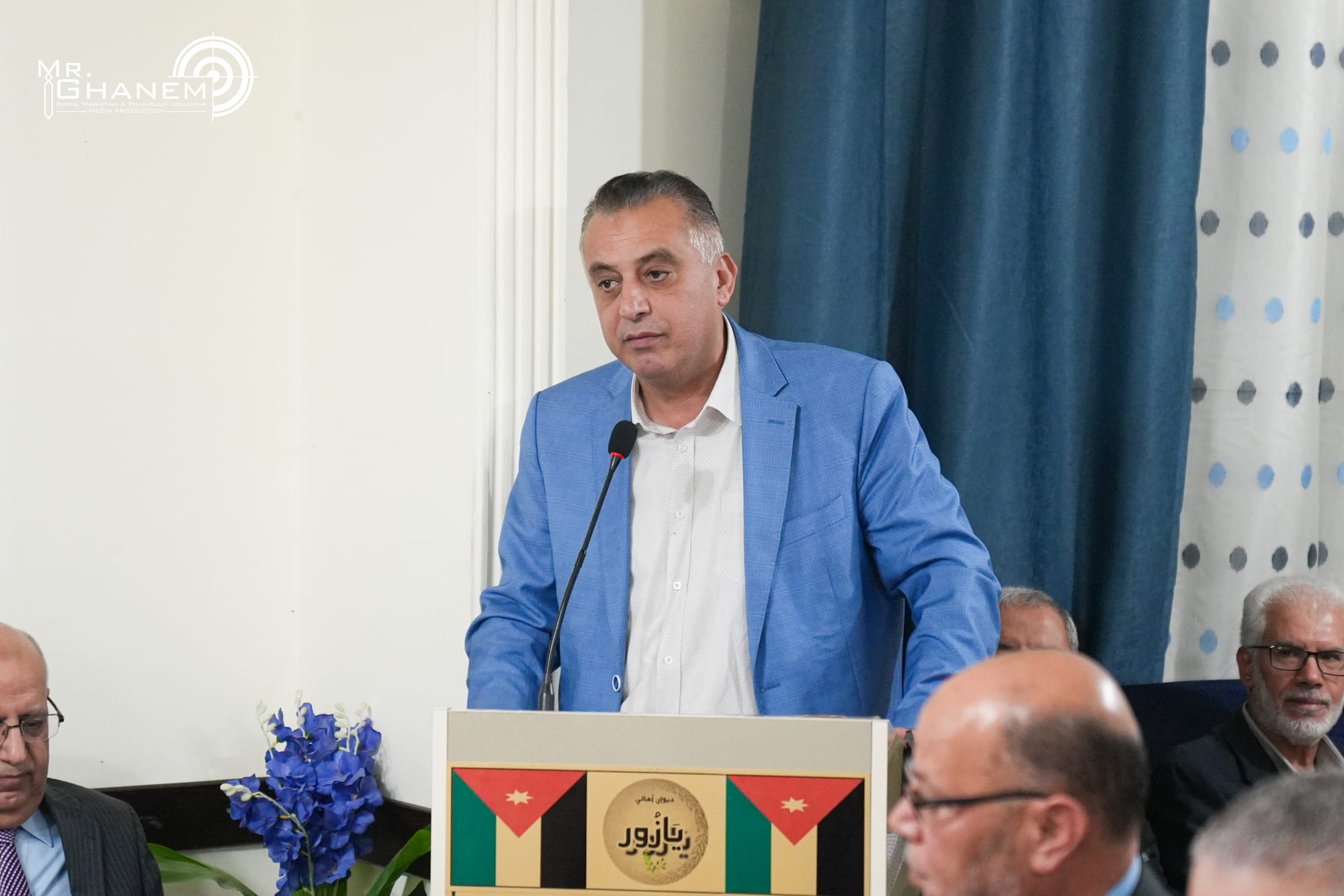 تكريم  سعادة العين عبد الحكيم الهندي في ديوان أهالي ال يازور