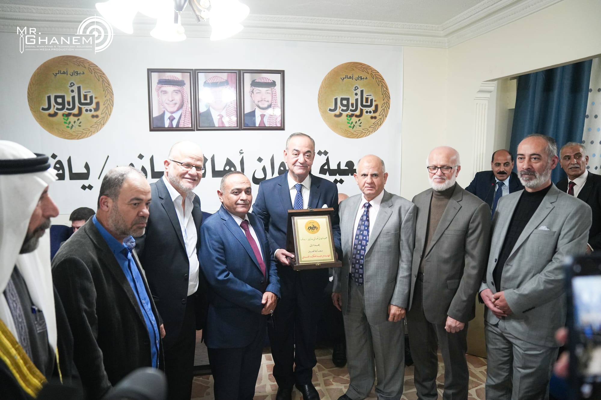 تكريم  سعادة العين عبد الحكيم الهندي في ديوان أهالي ال يازور