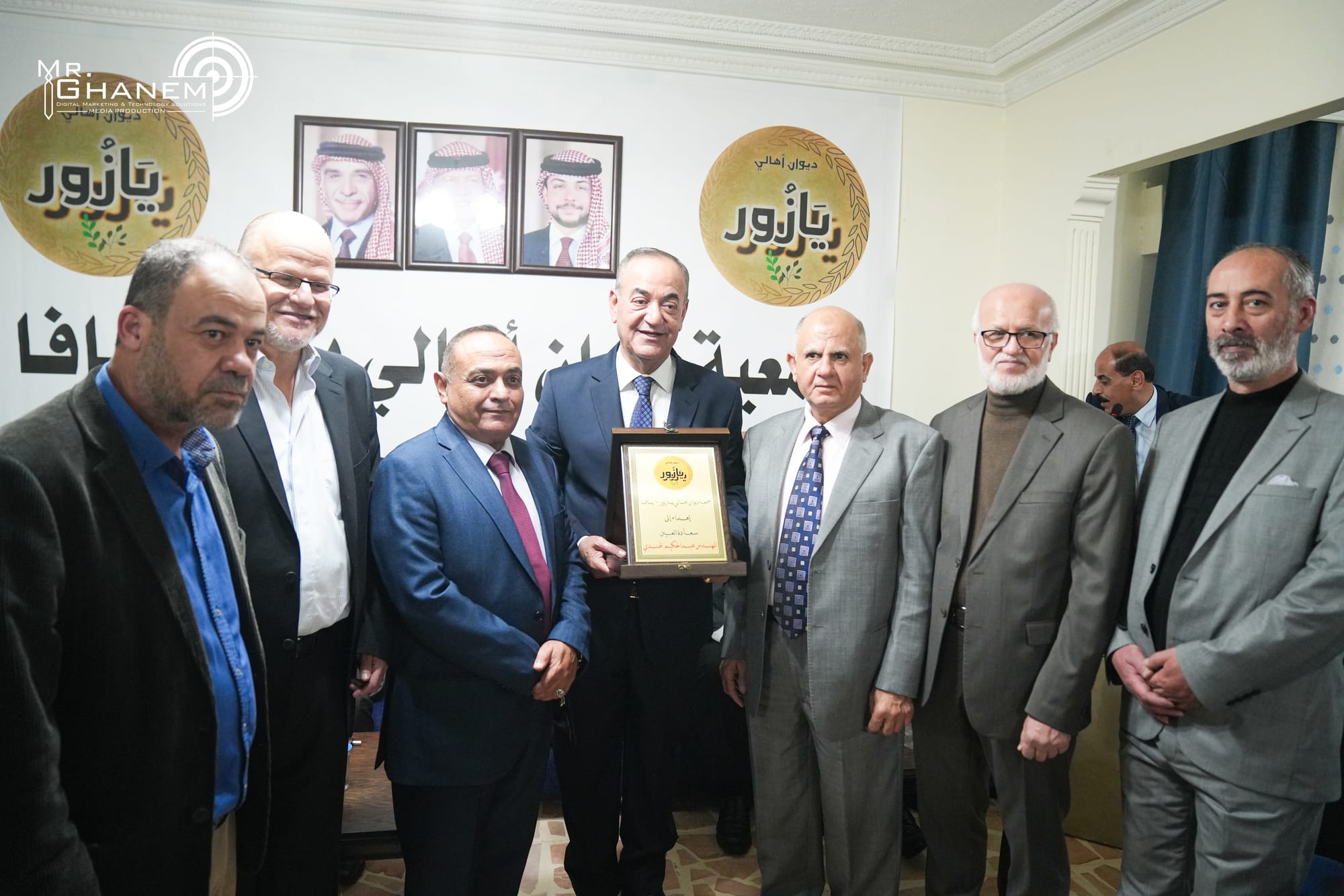 تكريم  سعادة العين عبد الحكيم الهندي في ديوان أهالي ال يازور