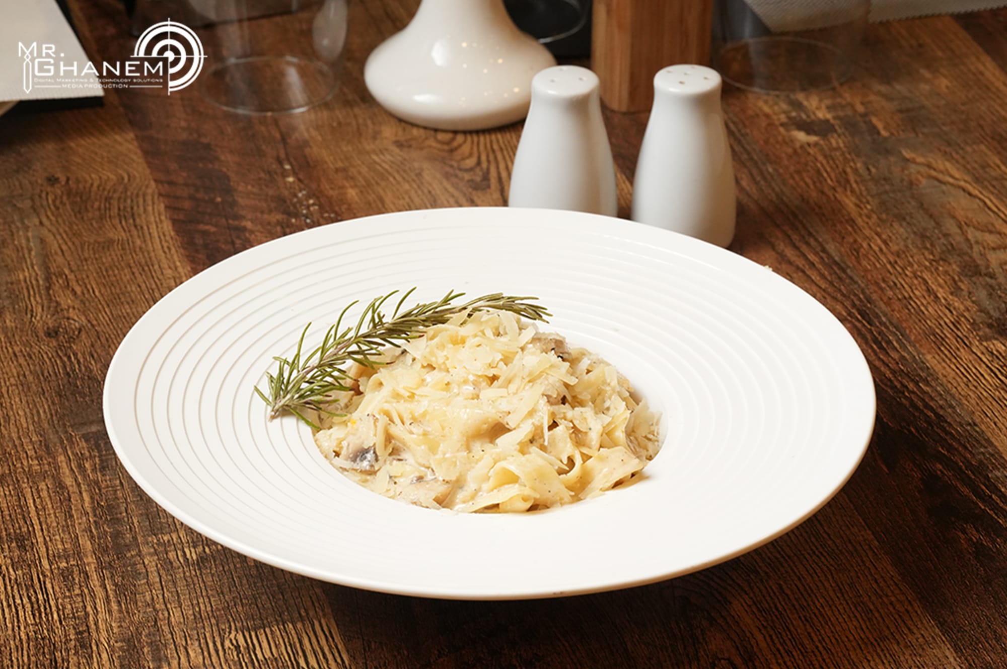 طعام & كافيه