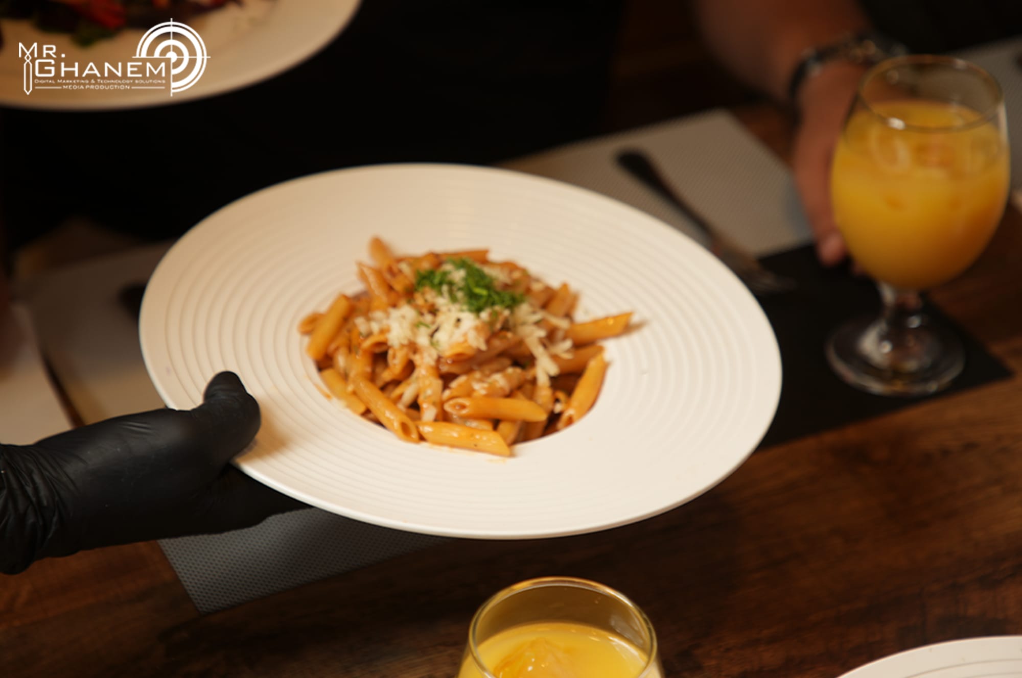 طعام & كافيه