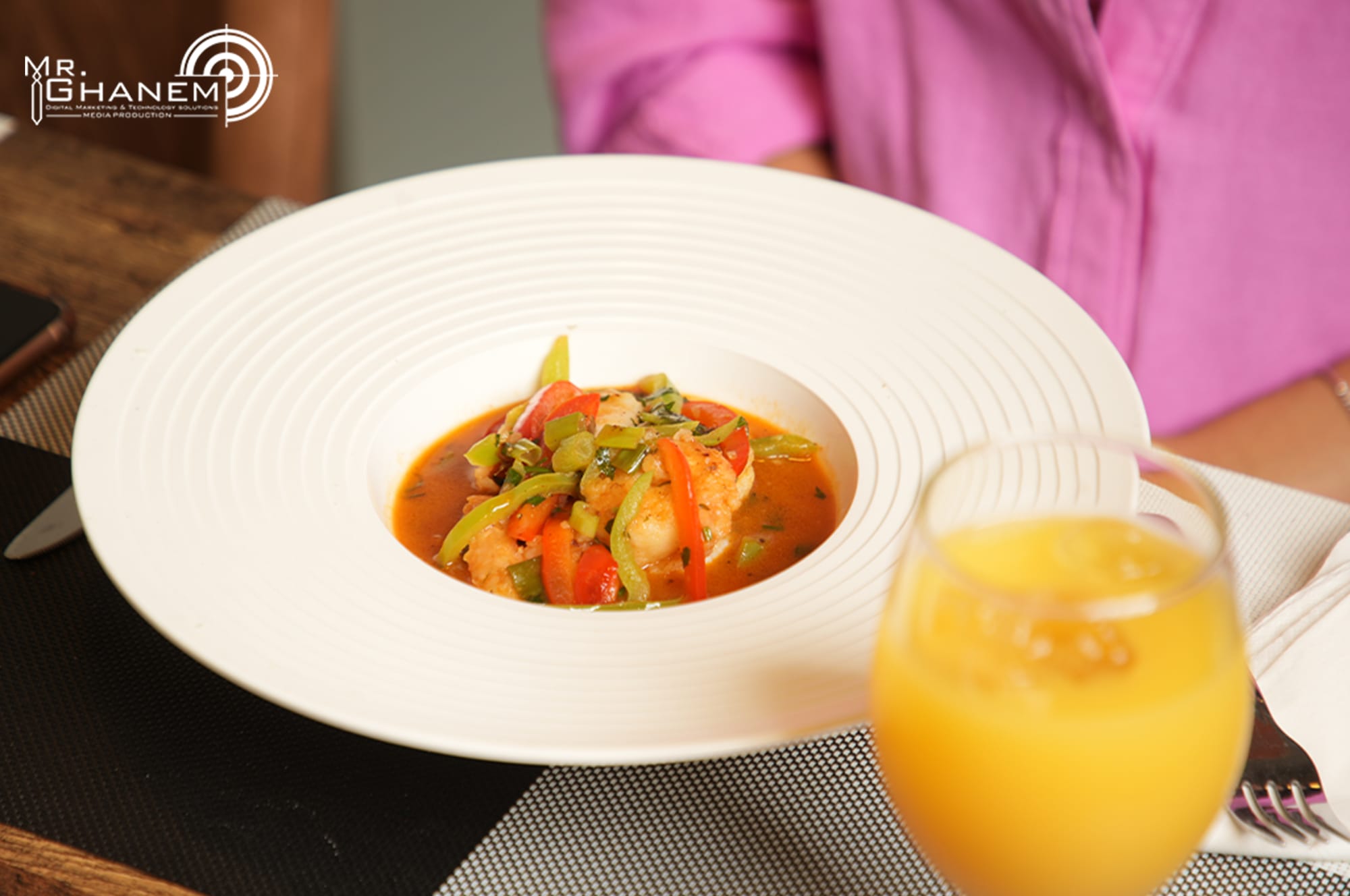 طعام & كافيه