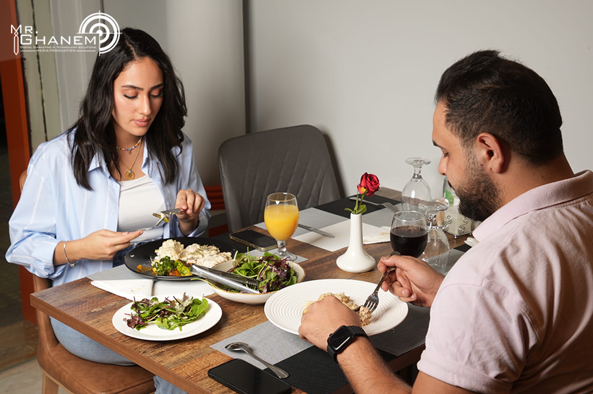 طعام & كافيه