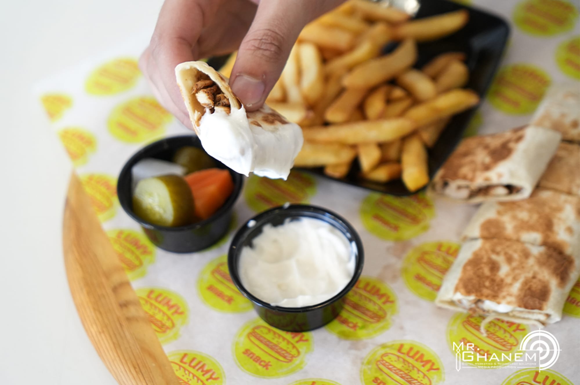 طعام & كافيه