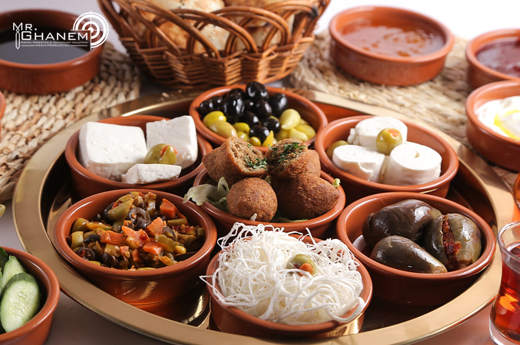 طعام & كافيه