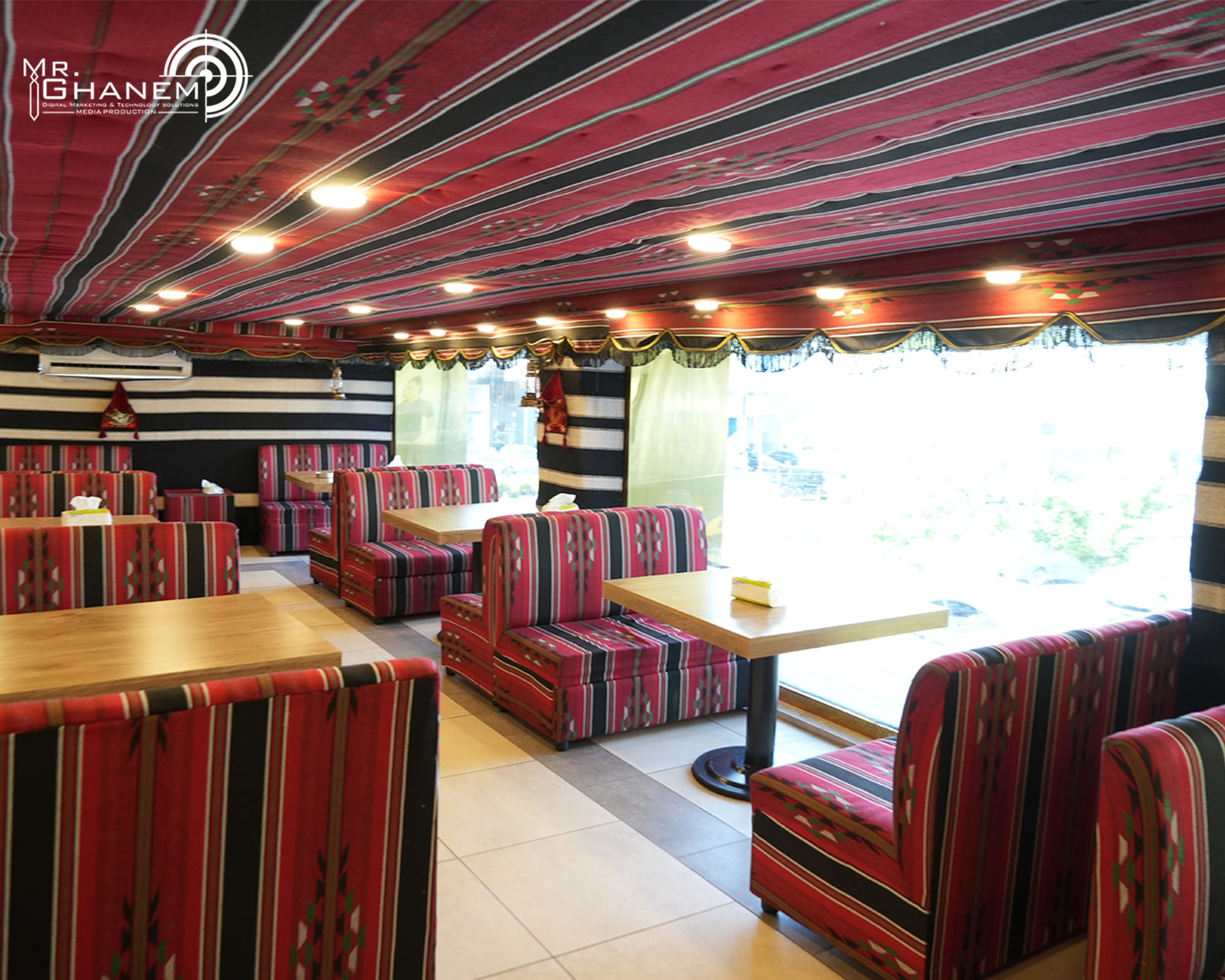 طعام & كافيه