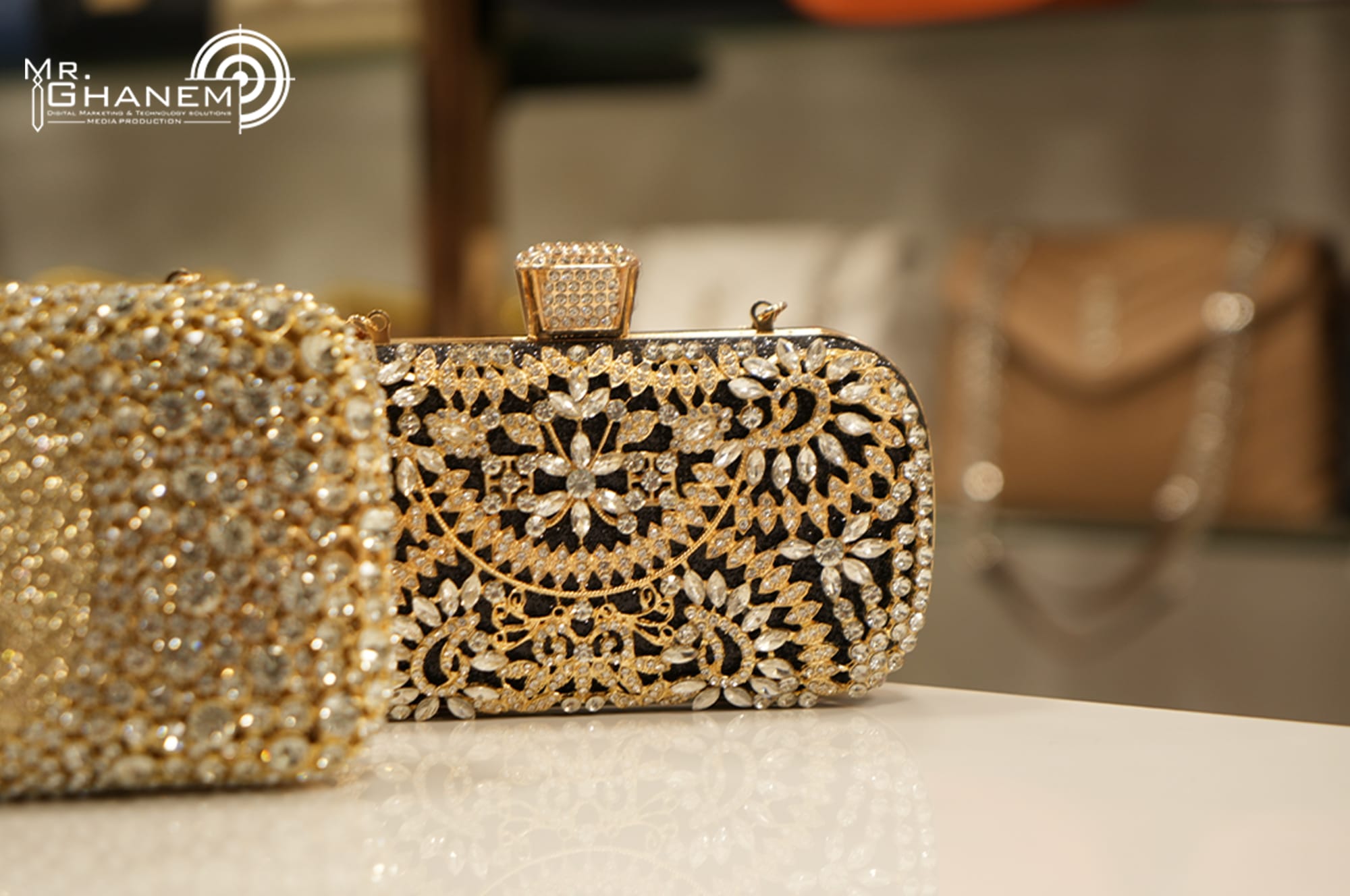 ألبسة و إكسسوارات 