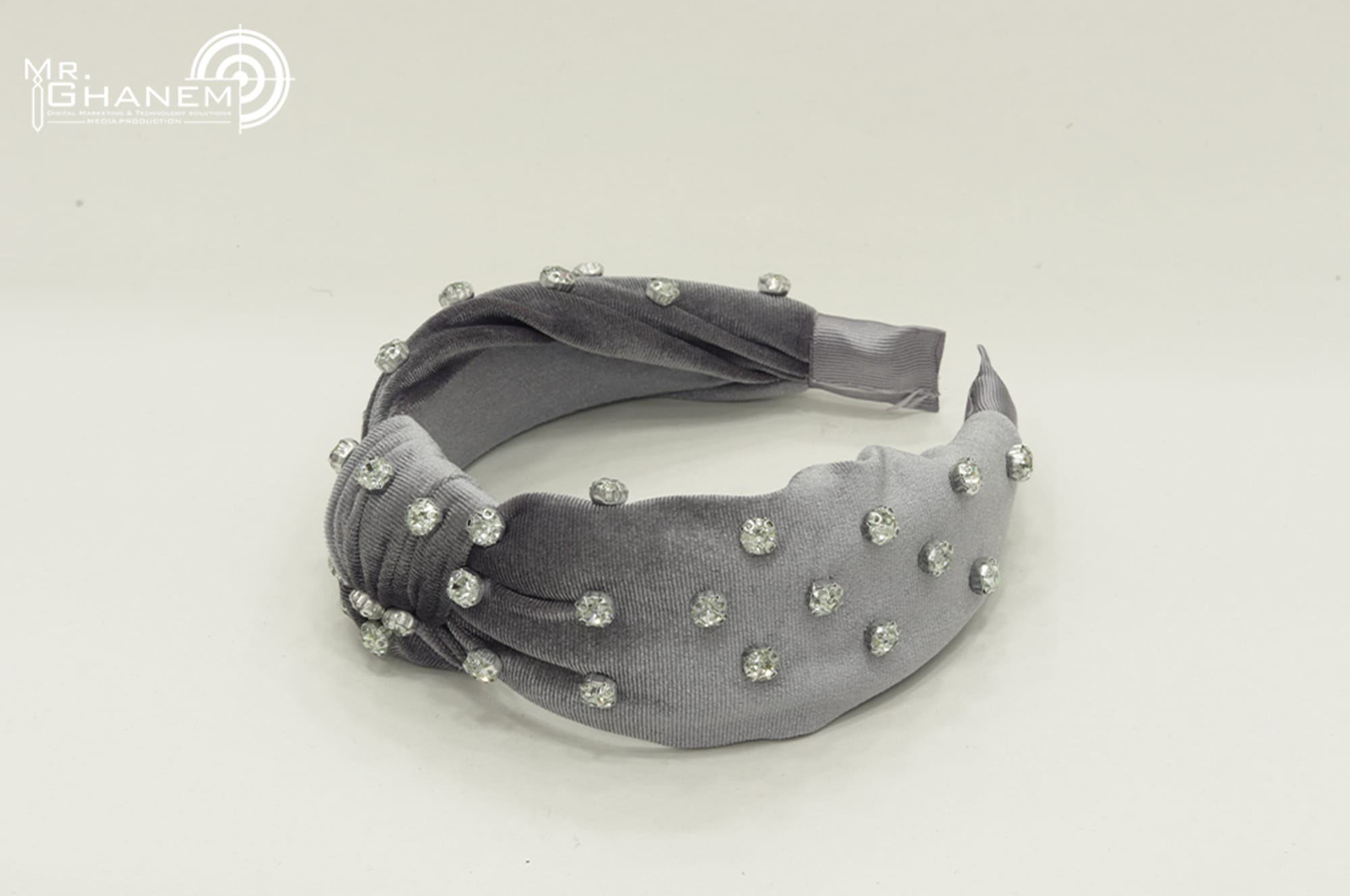 ألبسة و إكسسوارات 