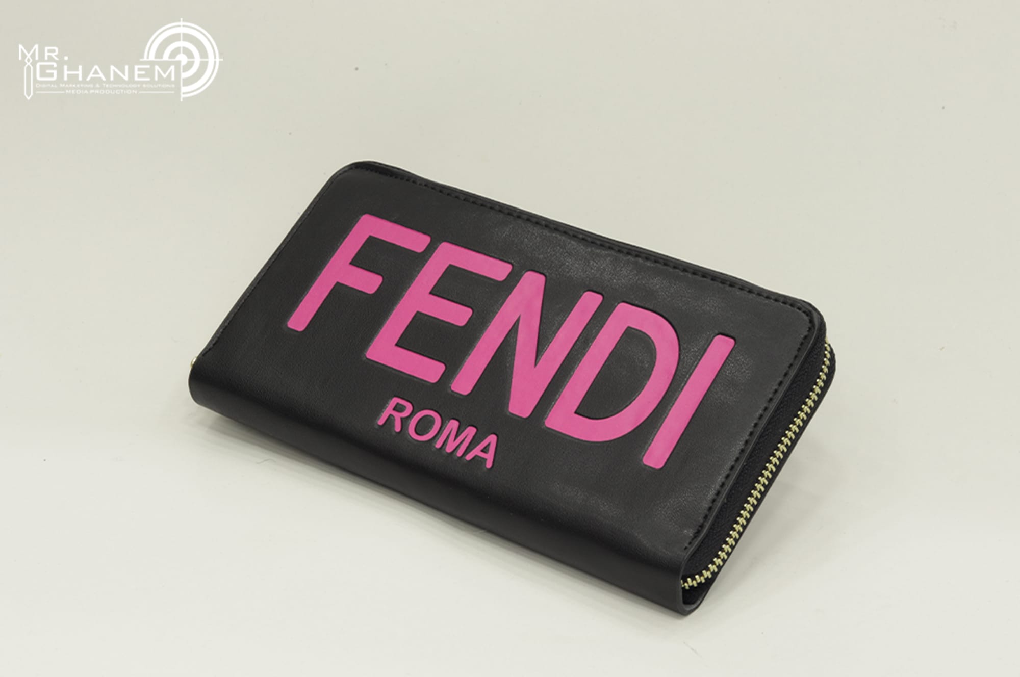 ألبسة و إكسسوارات 