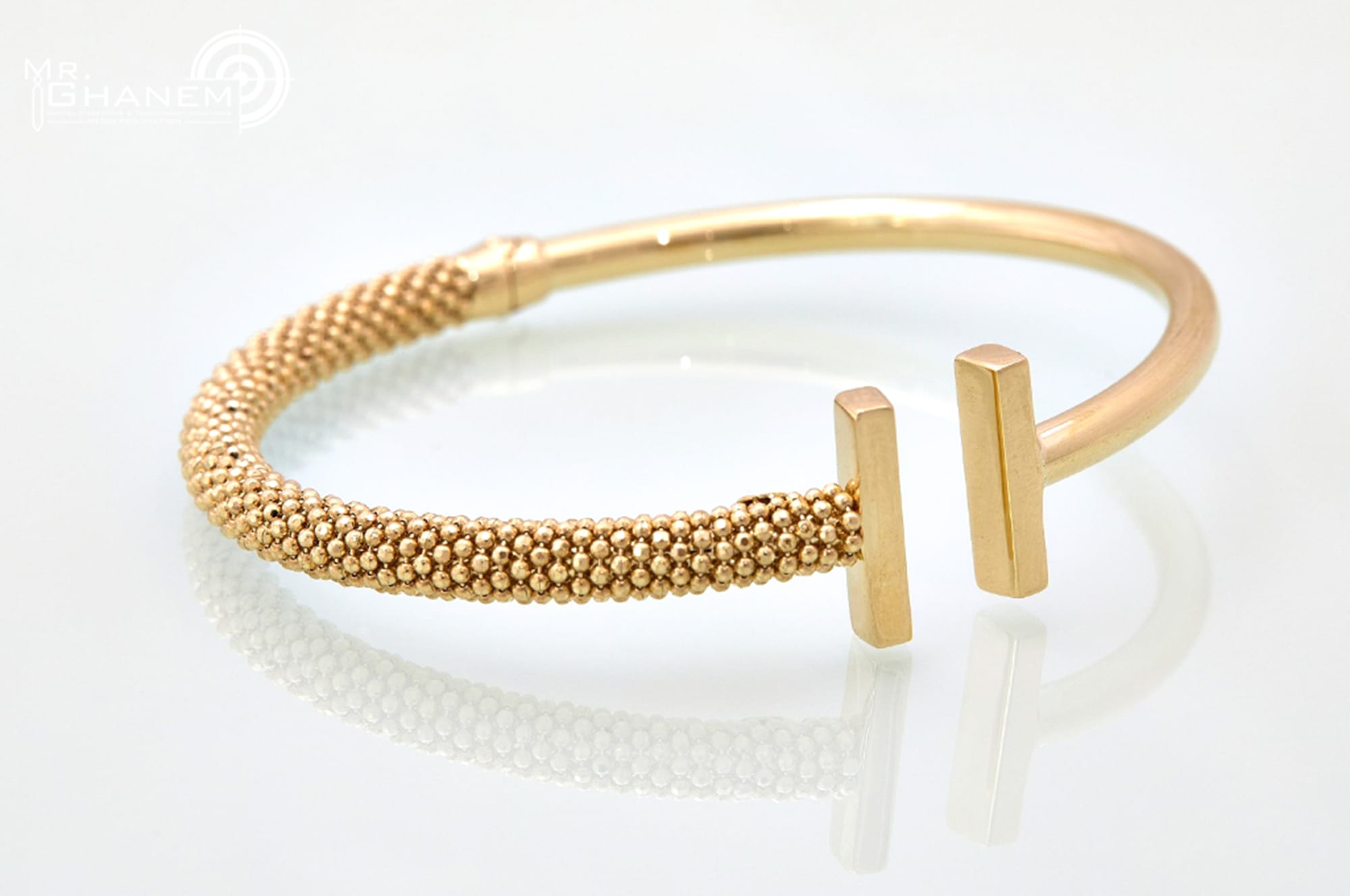 ألبسة و إكسسوارات 