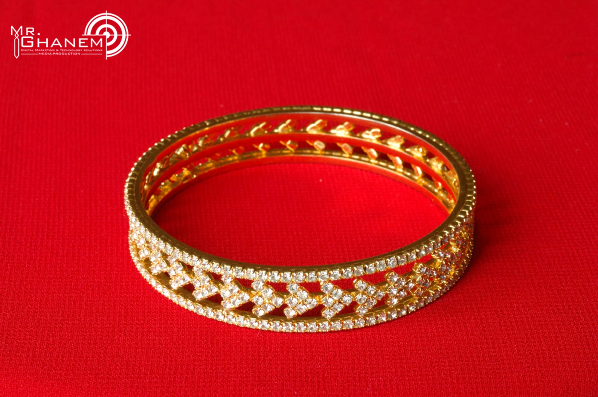 ألبسة و إكسسوارات 