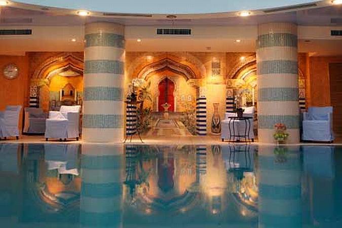 ים המלח - לובי וספא מלון אואזיס