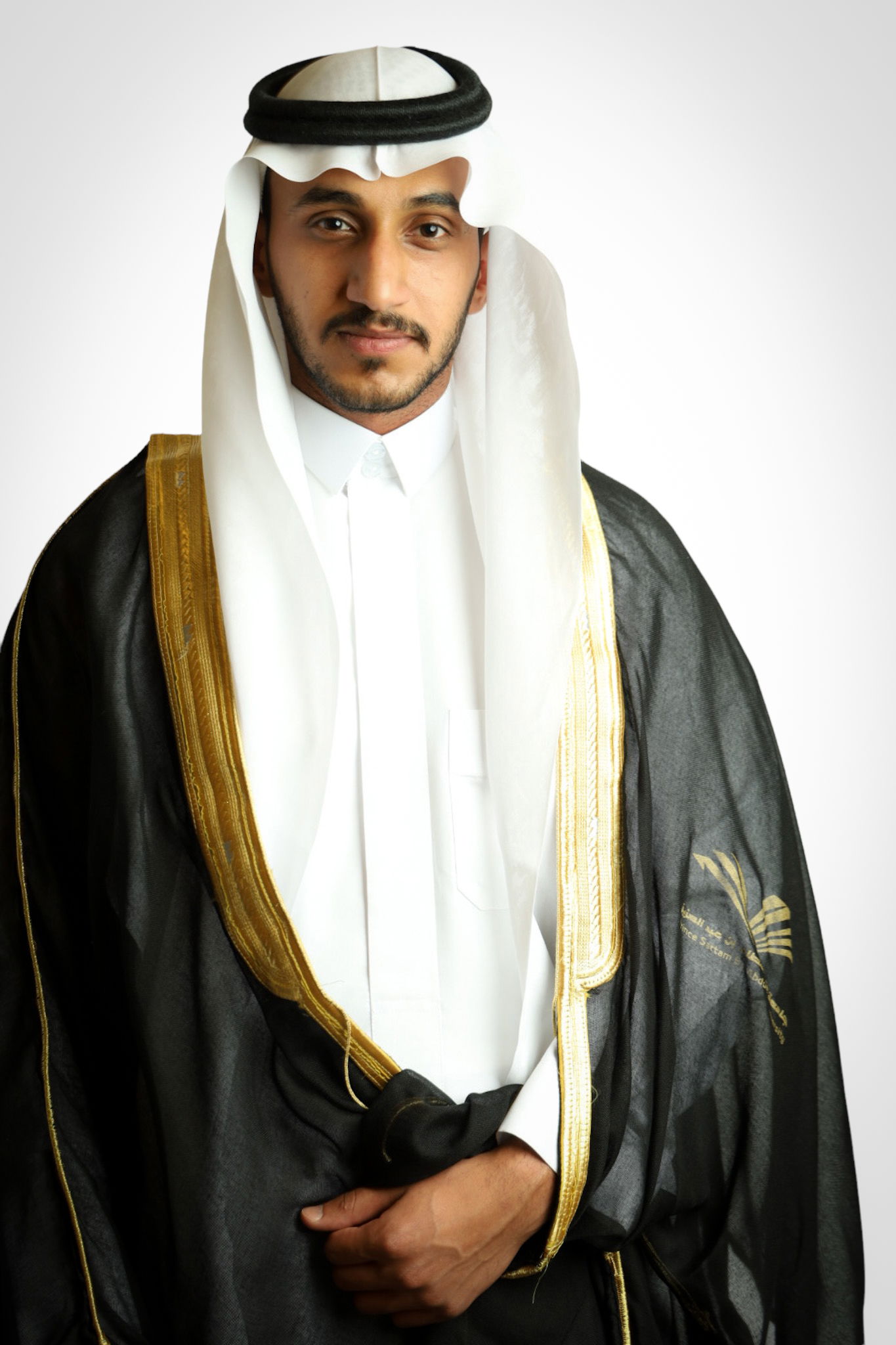 خريجيين كلية الصيدلة