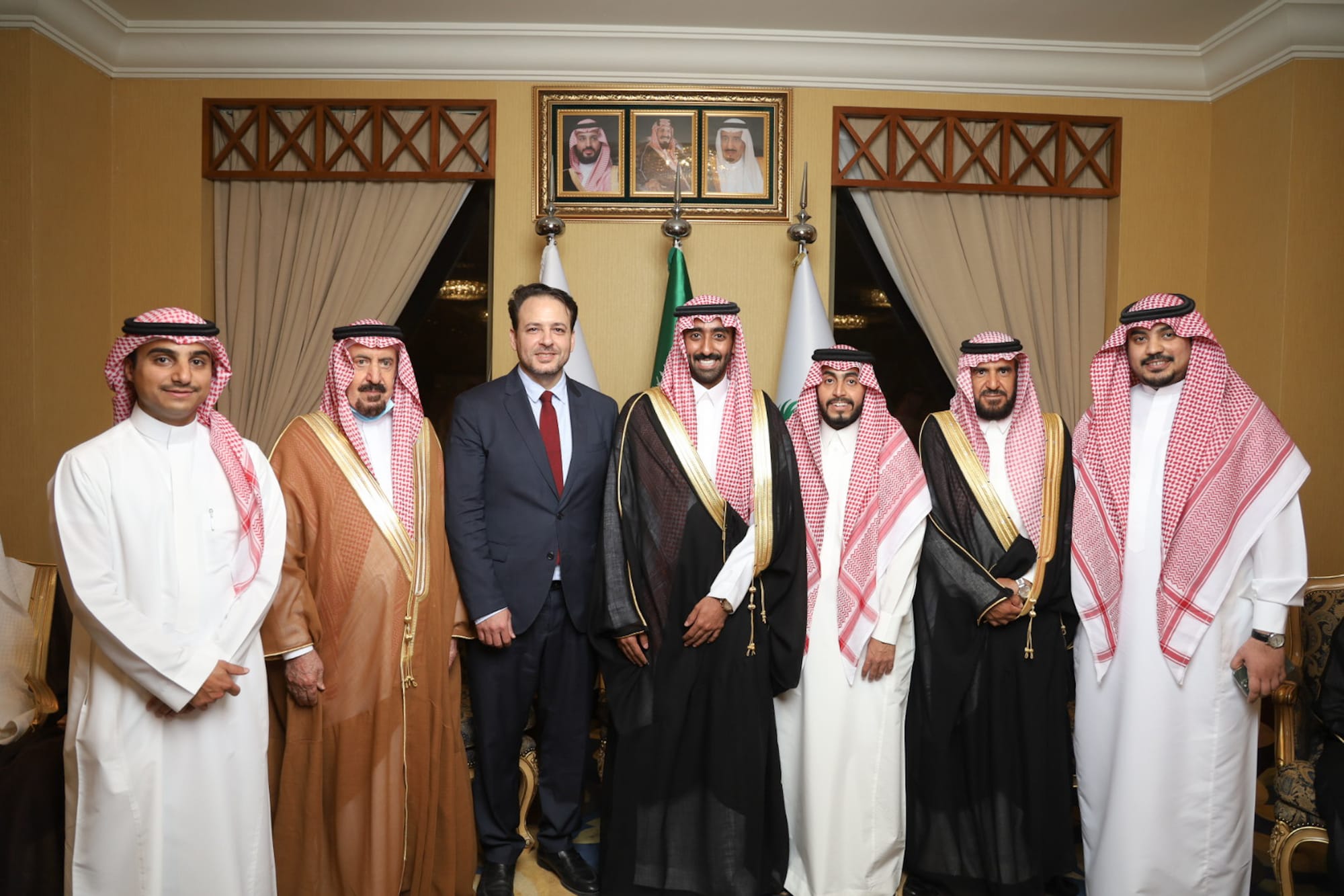 زواج عبدالعزيز بن عثمان ابو حيمد