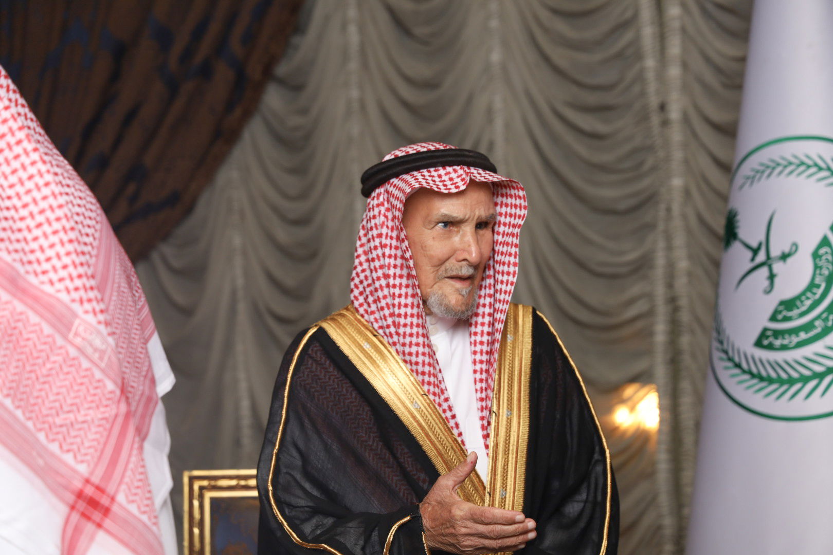 زواج(فهد بن خالد الماجد)