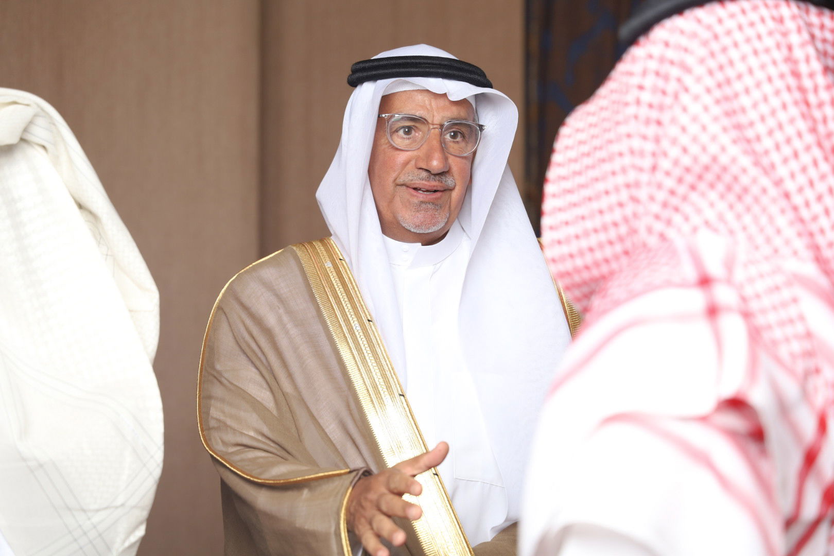 زواج(فهد بن خالد الماجد)