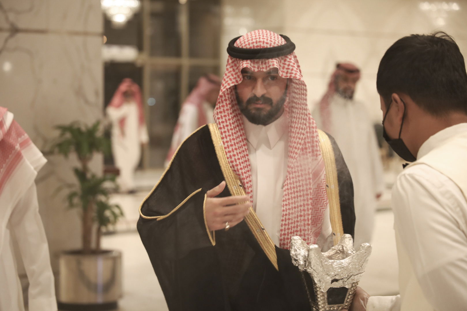 زواج(فهد بن خالد الماجد)