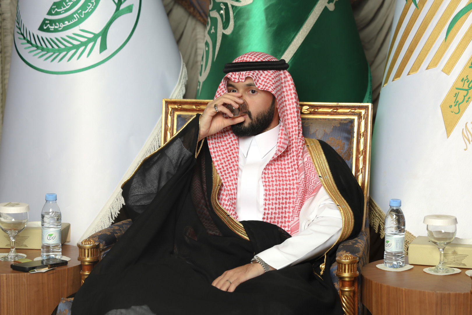 زواج(فهد بن خالد الماجد)