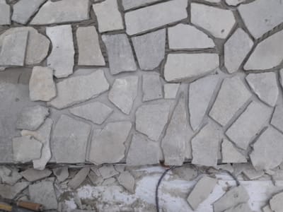 Verbund- und Natursteinböden