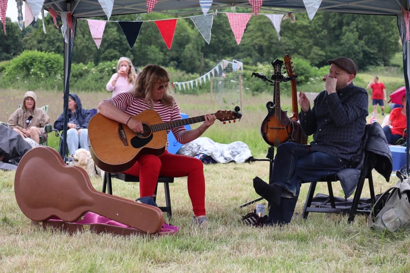 Summer Music and Pizza