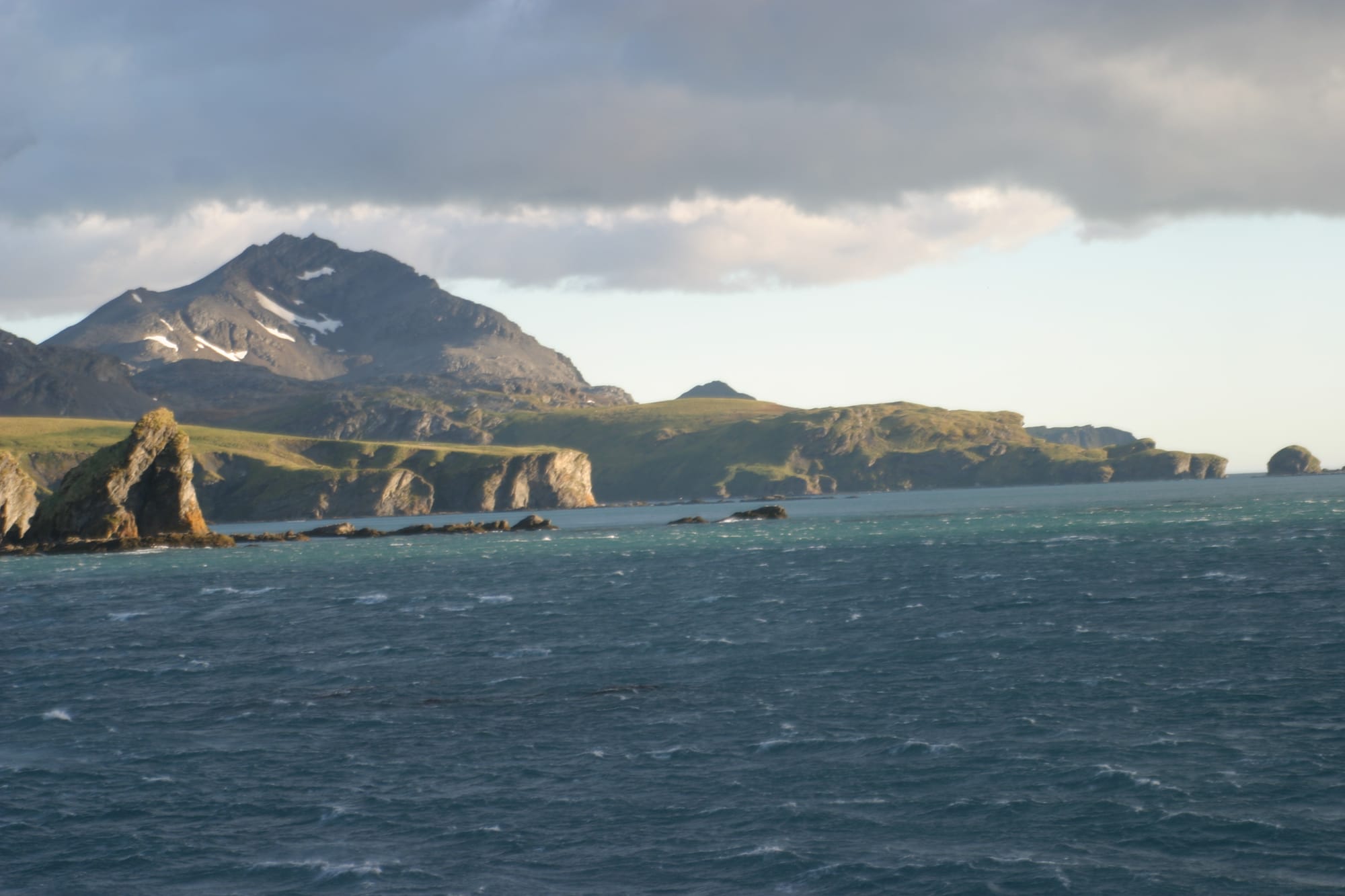 Gold Harbour, Cooper Bay