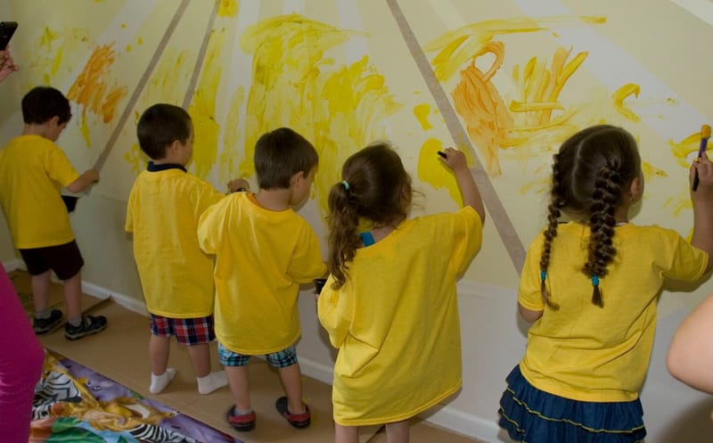 Decorating our studio with your own hands!