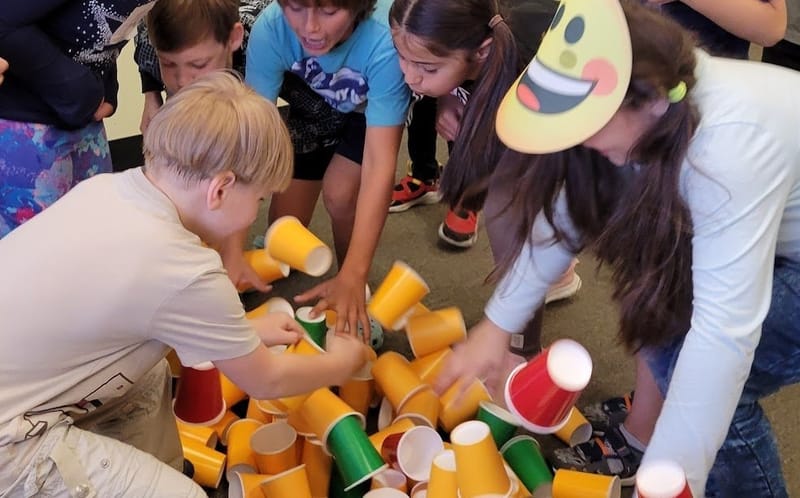 Детский клуб "Знайка" по вторникам (от 3 до 5 лет). Сессия из пяти занятий.