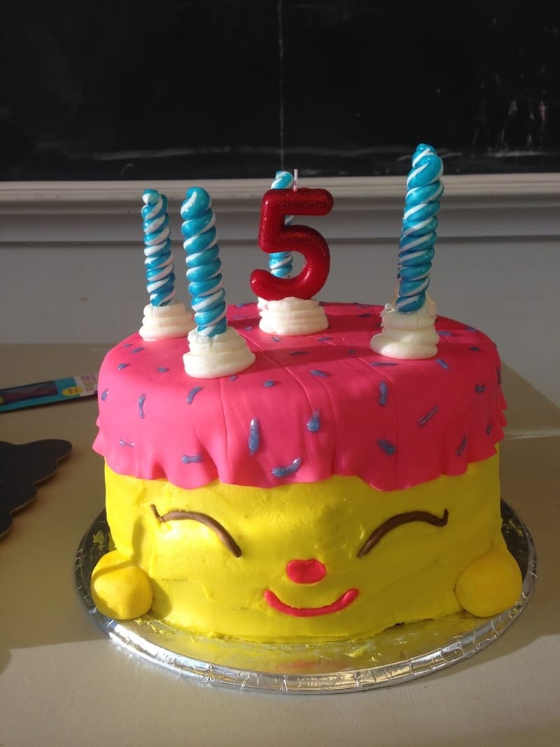 Shopkins Cake
