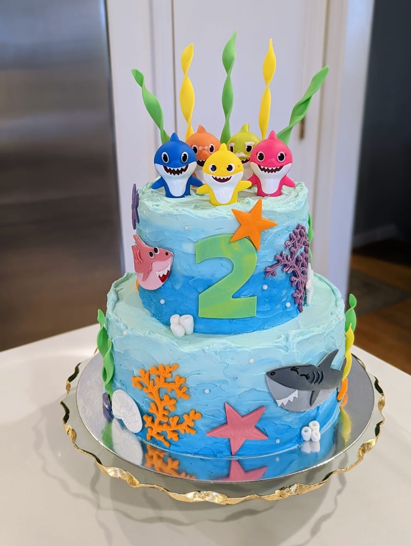 Baby Shark Cake