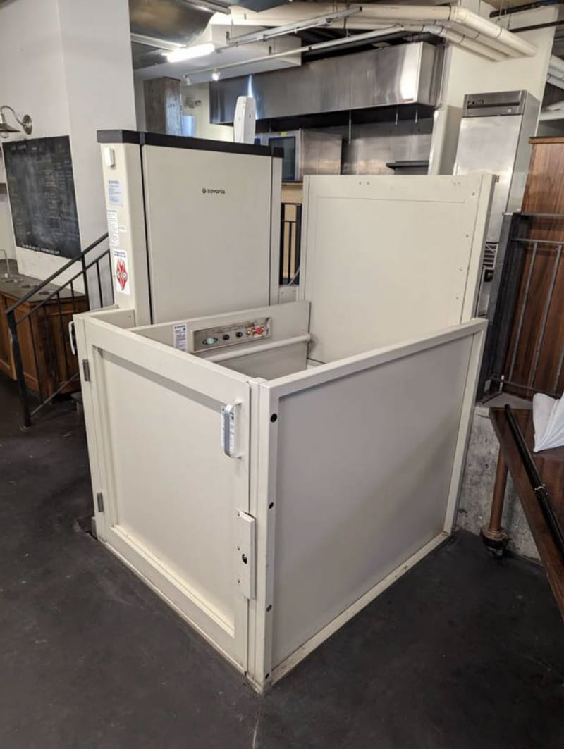 48" Savaria Multilift