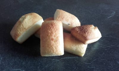 Financiers à la noix de coco