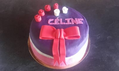 Gâteau damier et pâte à sucre