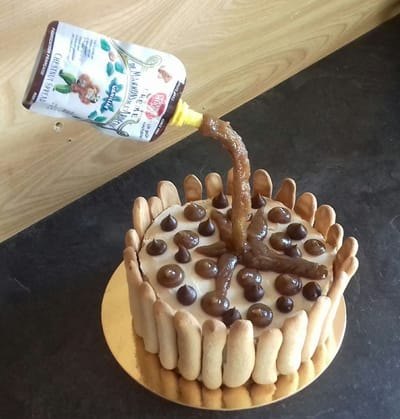 Gravity Cake Crème de marron