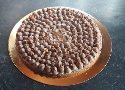 Tarte crémeux noisette, ganache montée