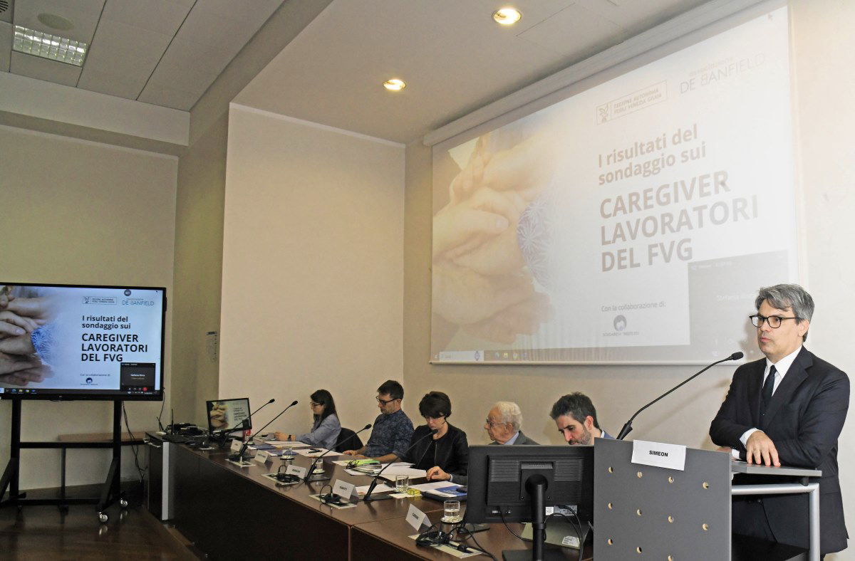 Sondaggio sui caregiver lavoratori: presentati i risultati