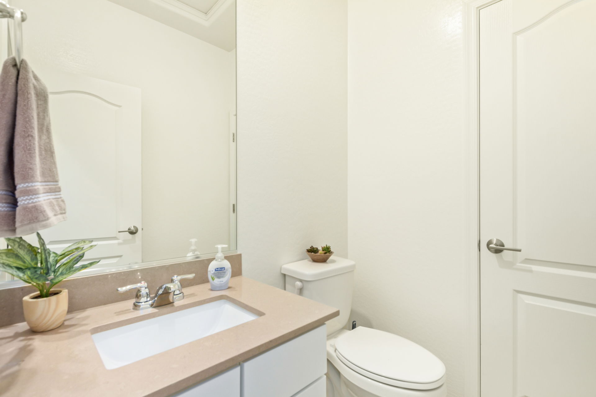 Gold Canyon Desert Paradise