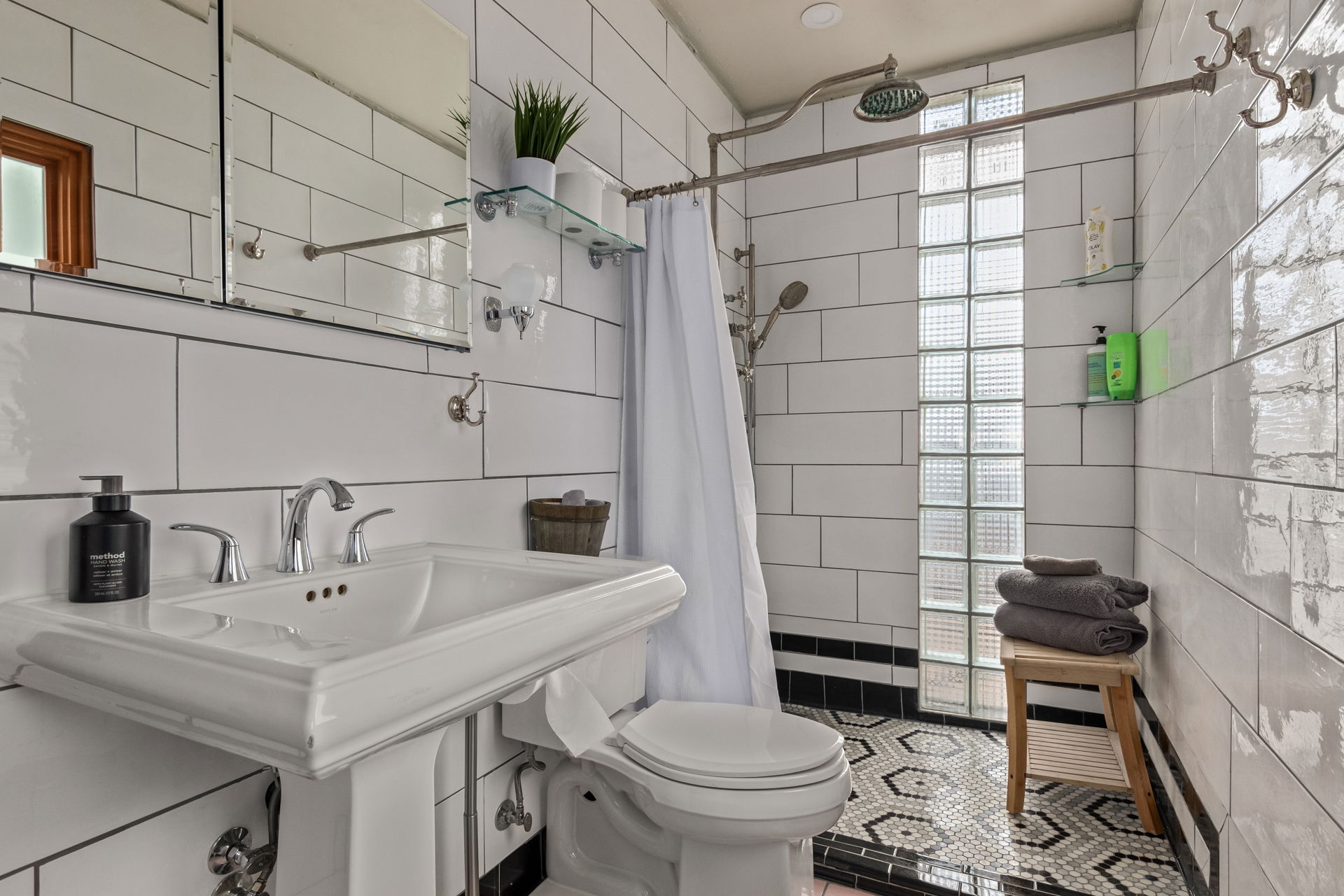 Craftsman Bungalow in Historical Garfield District