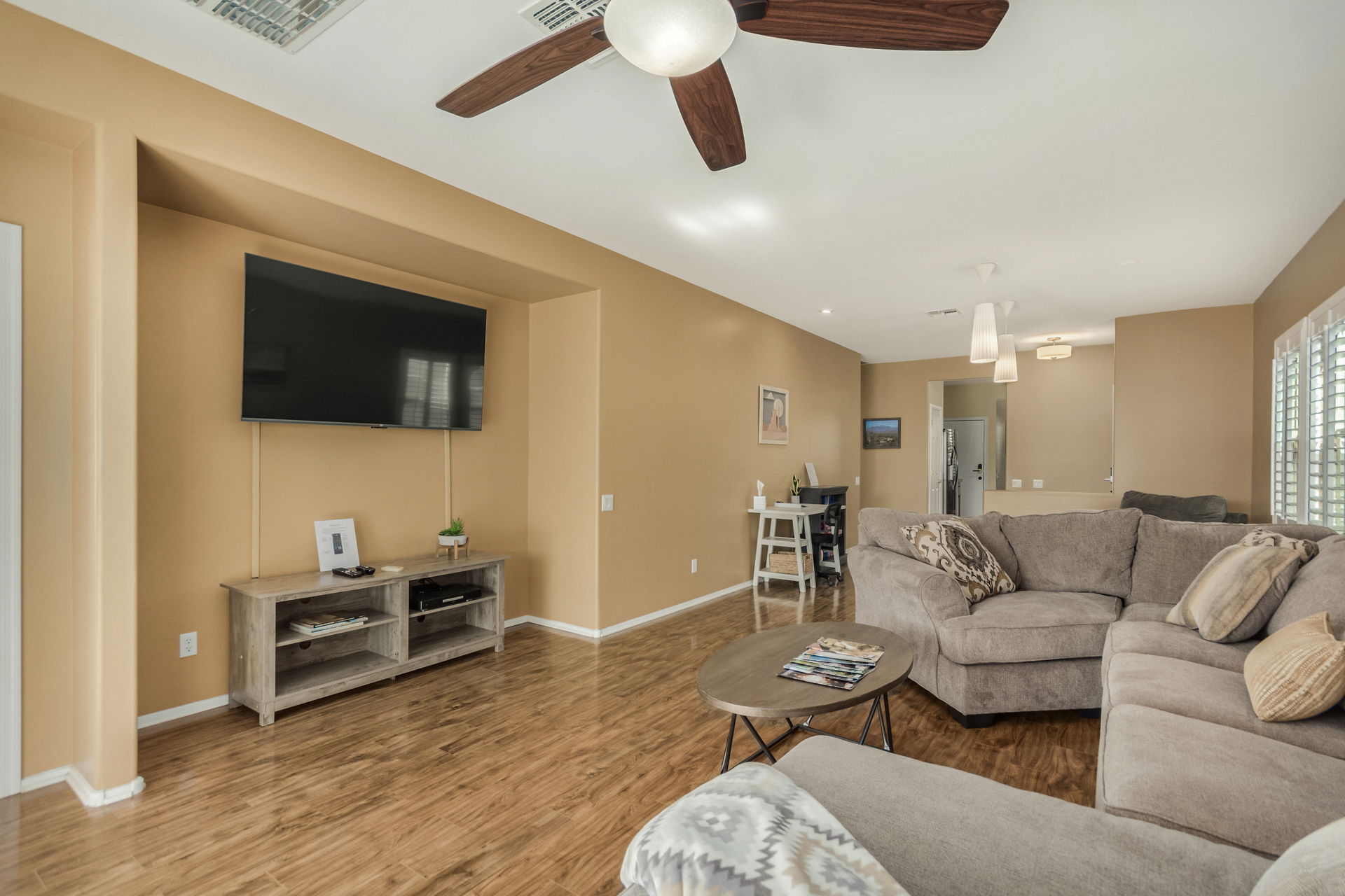 Casa De Oro, Gateway to the Superstition Mountains