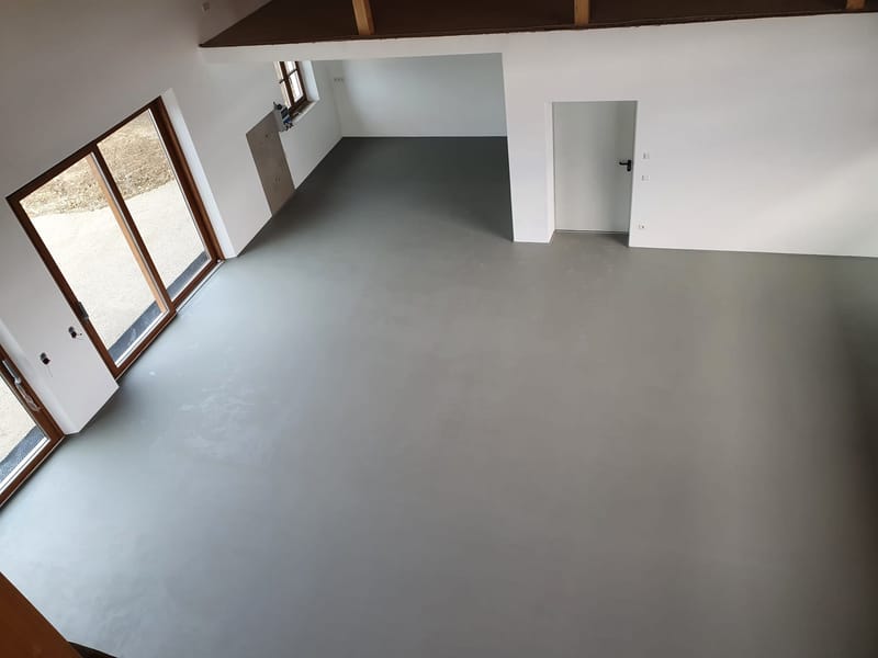 Unser Estrich in einer Maschinenhalle