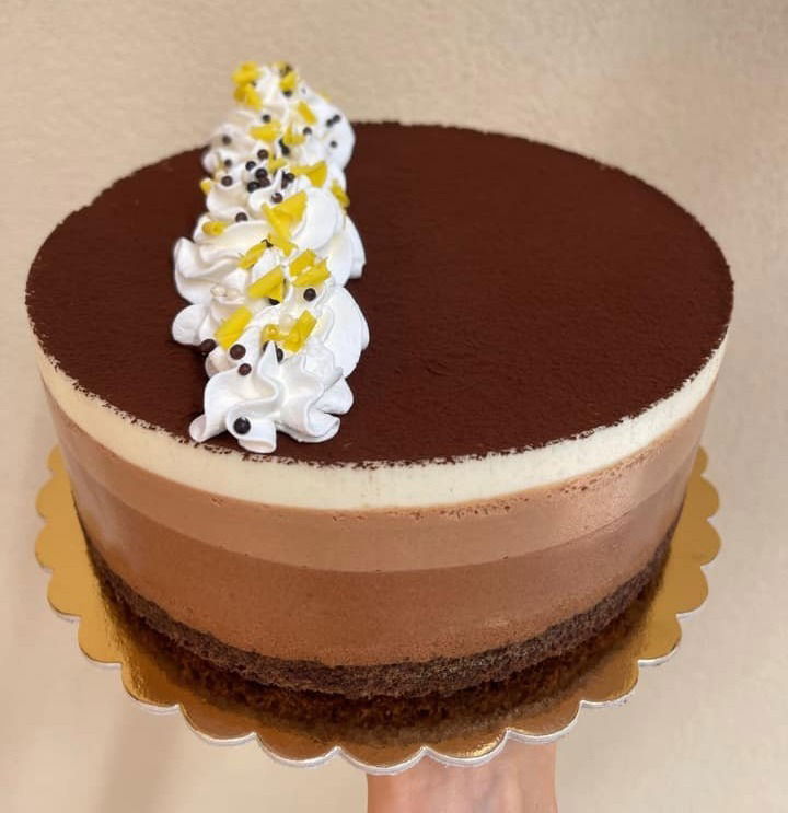 Triplacsoki mousse torta