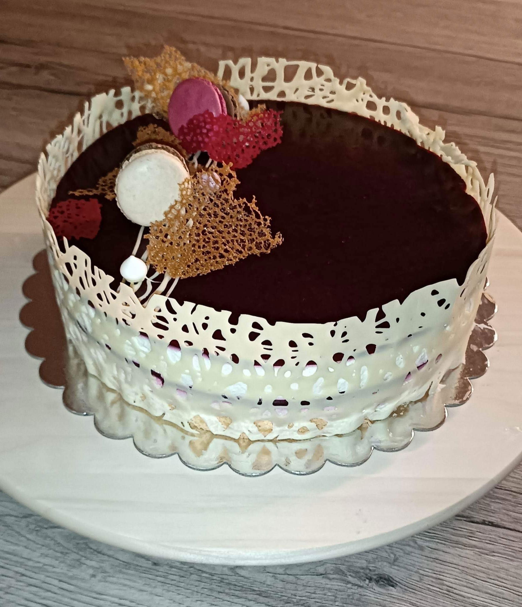 Erdei gyümölcsös joghurt mousse torta