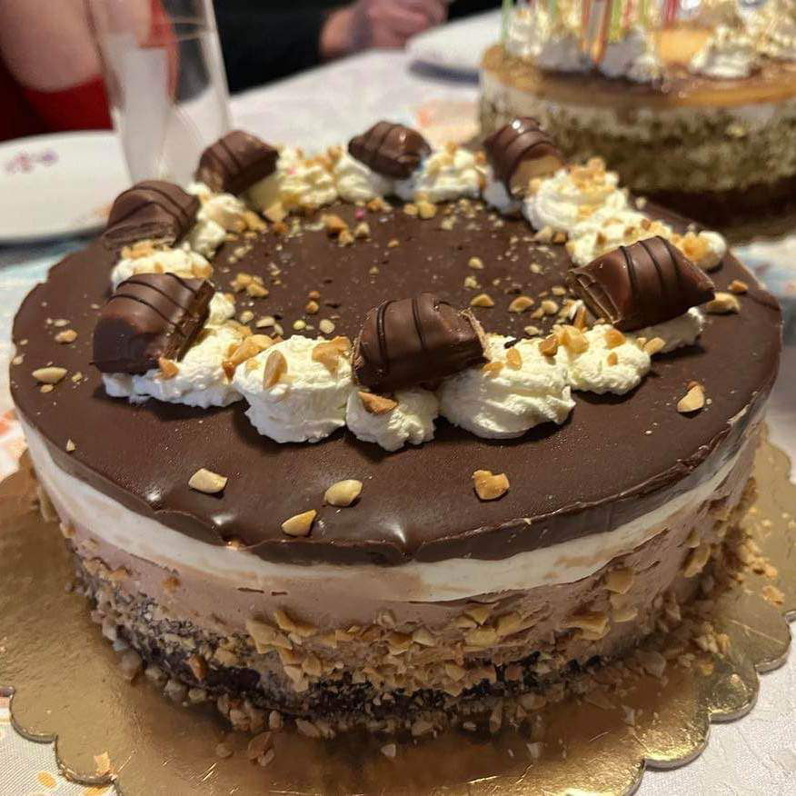 Kinder Bueno torta