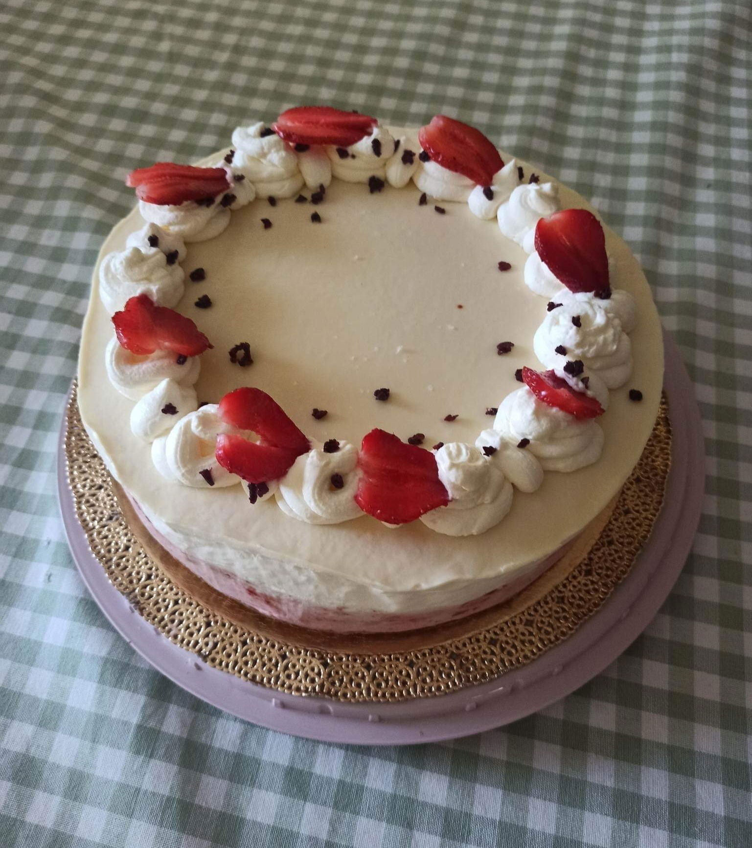 Erdei gyümölcsös joghurt mousse torta