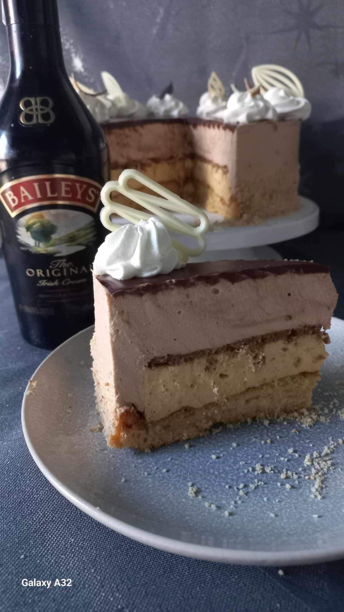 Baileys mousse torta