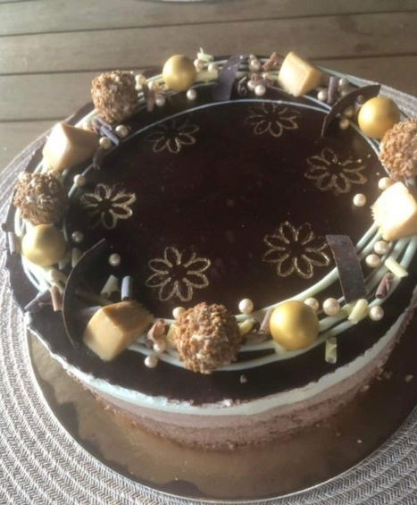 Triplacsoki mousse torta