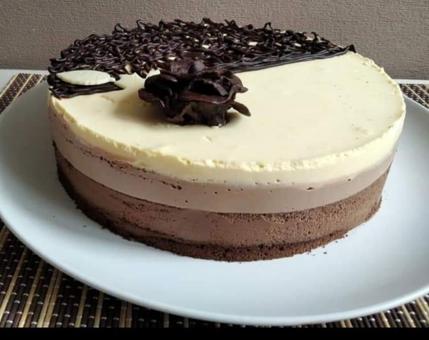 Triplacsoki mousse torta