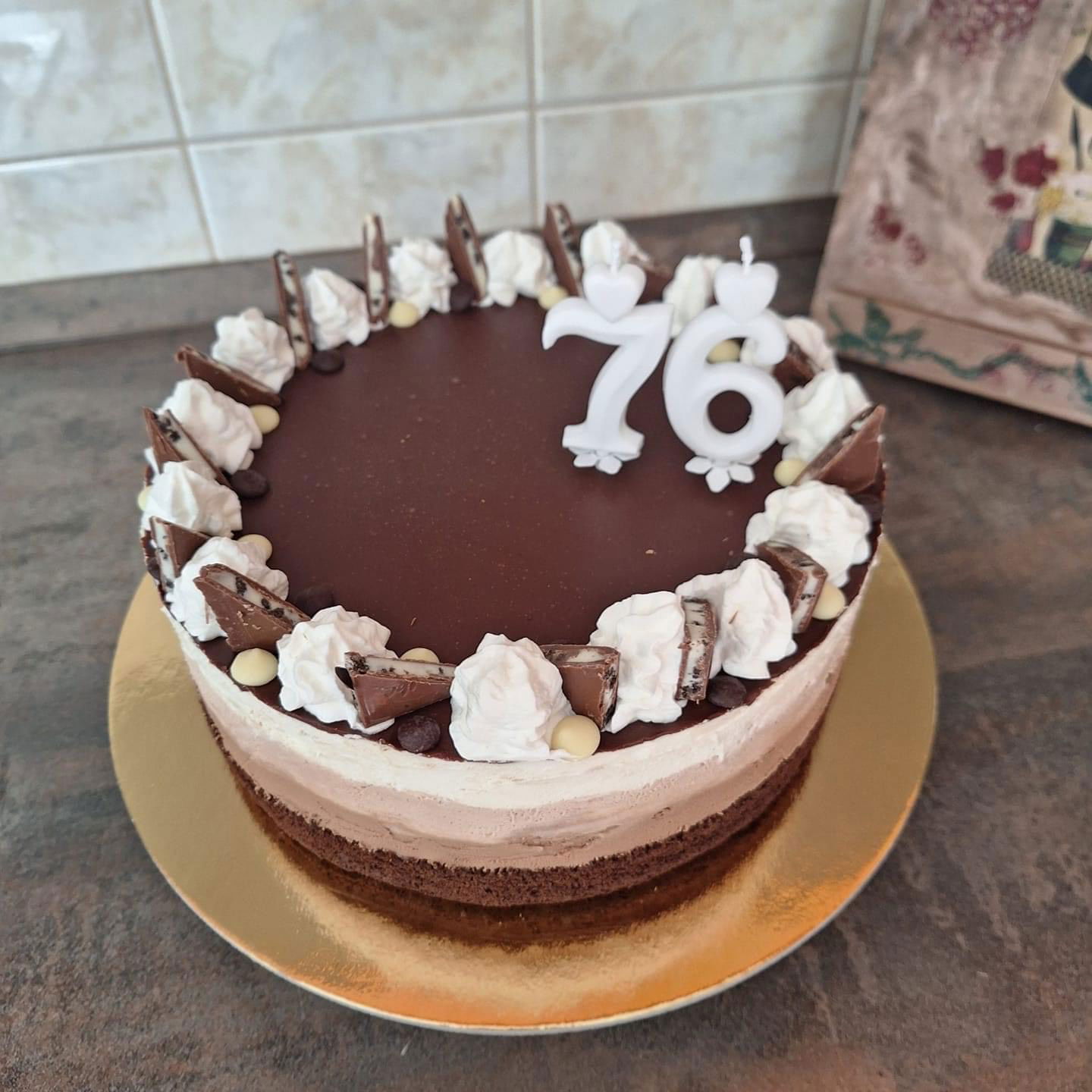 Triplacsoki mousse torta