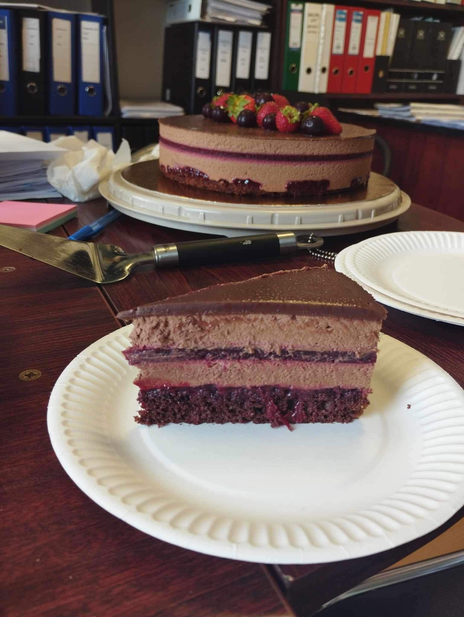 Áfonyás csokoládé mousse torta