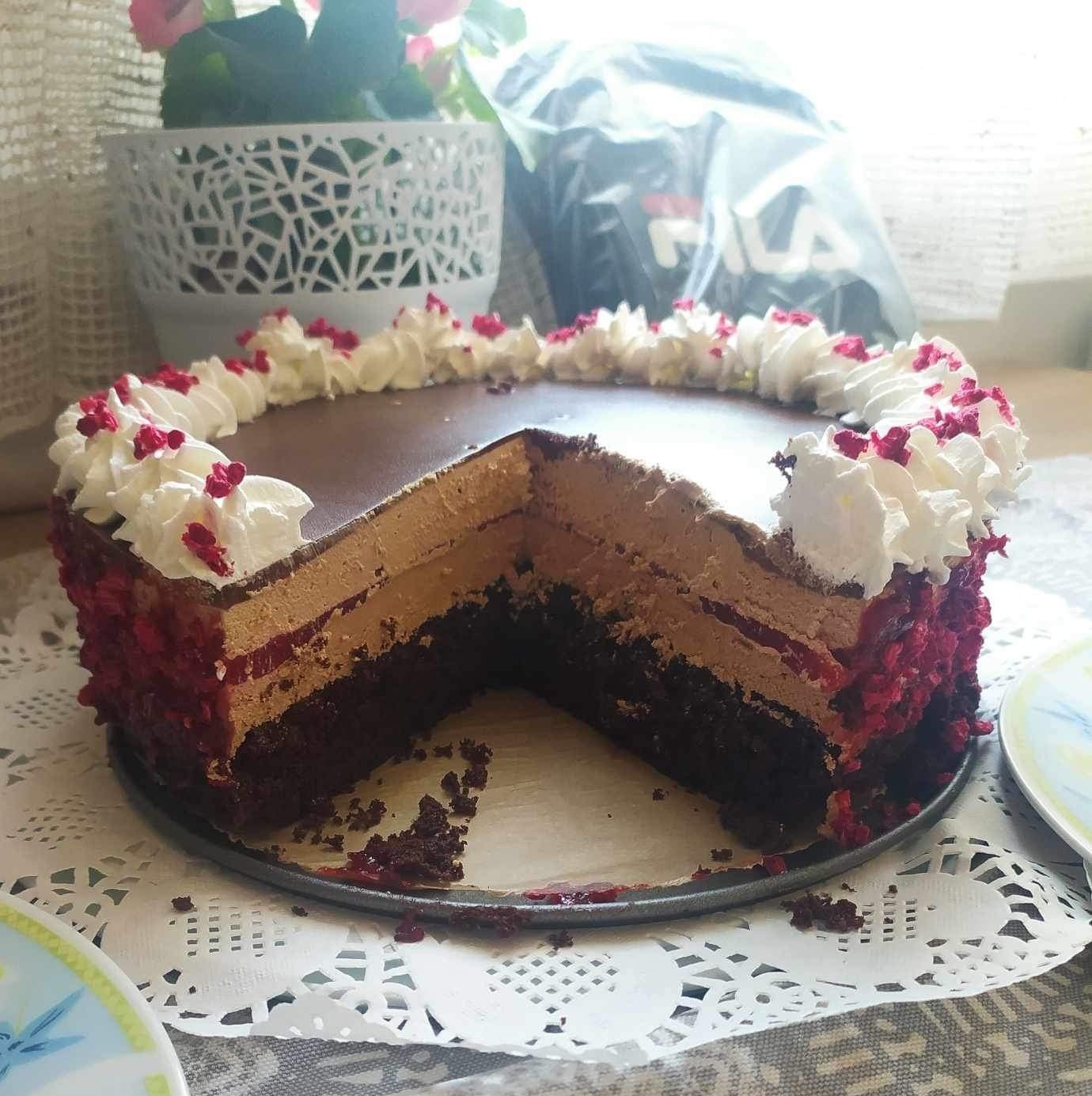 Áfonyás csokoládé mousse torta