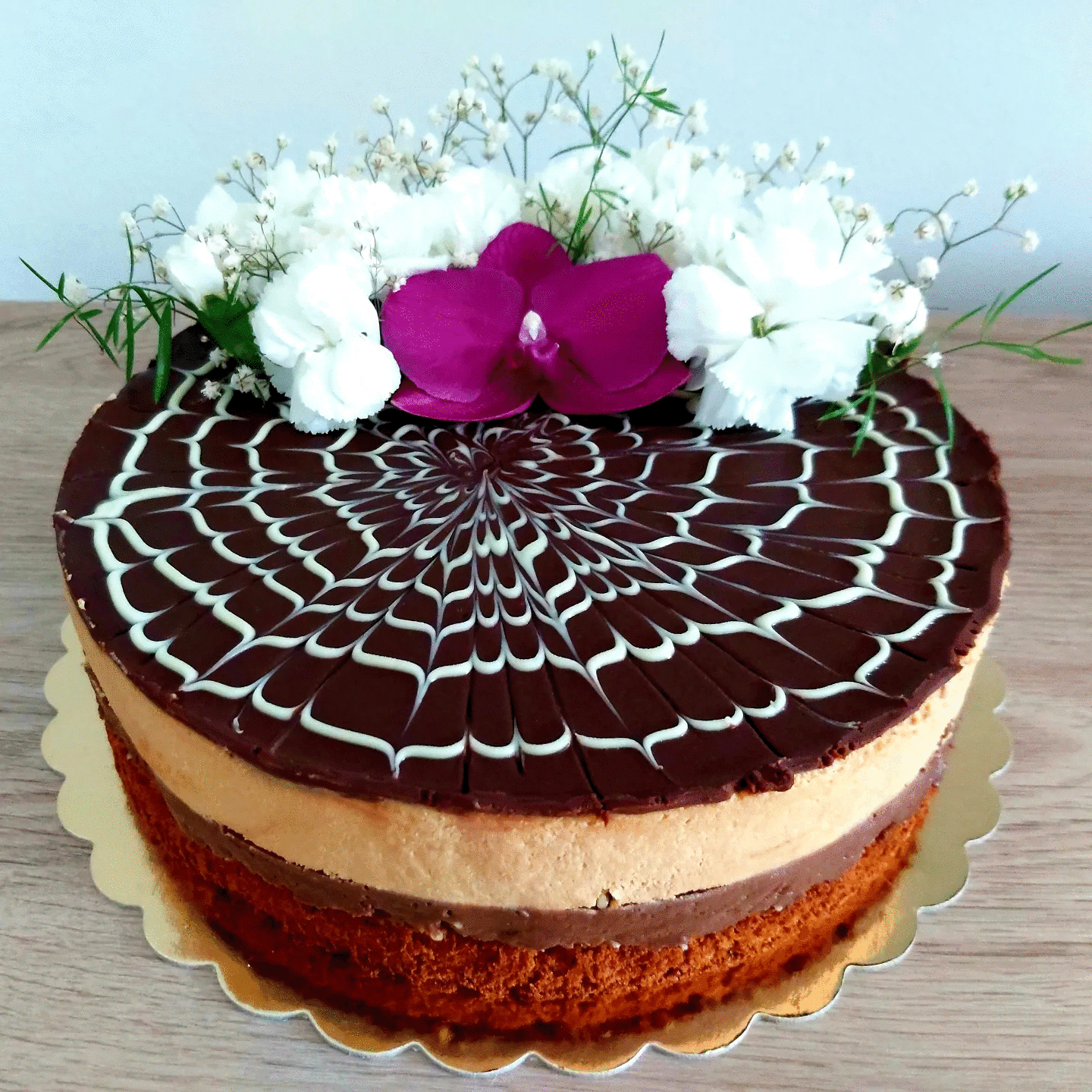 Mogyorós karamell torta (A Toffifee ihlette)